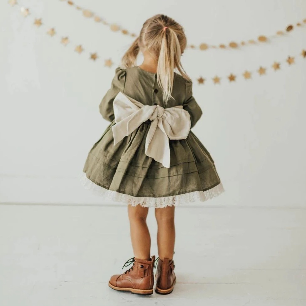 MIKOLEÓN Naturally Heirloom Classic Brown Children’s Leather Boots